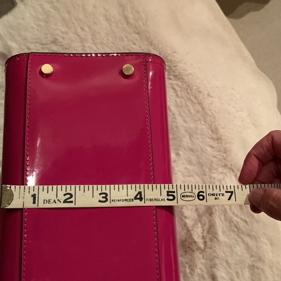 Kate Spade Stunning Shiny Handbag Clutch - Picture 13 of 16
